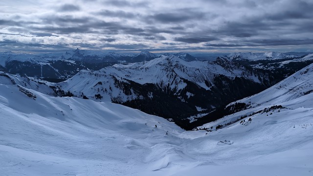 08 Vallée de la Dranse, vue depuis la Pointe de Fornet. 